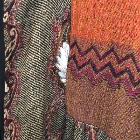 Soft Surroundings wool tapestry embroidered open front cardigan with pockets. - Picture 5 of 8